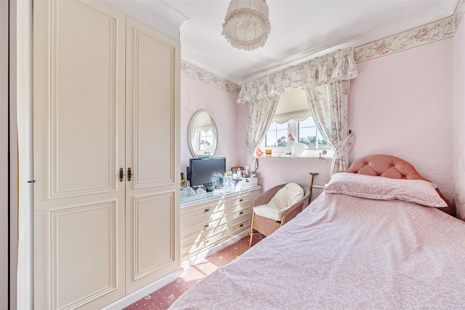 Bryngelli Drive, Treboeth, Swansea, SA5 9BW
